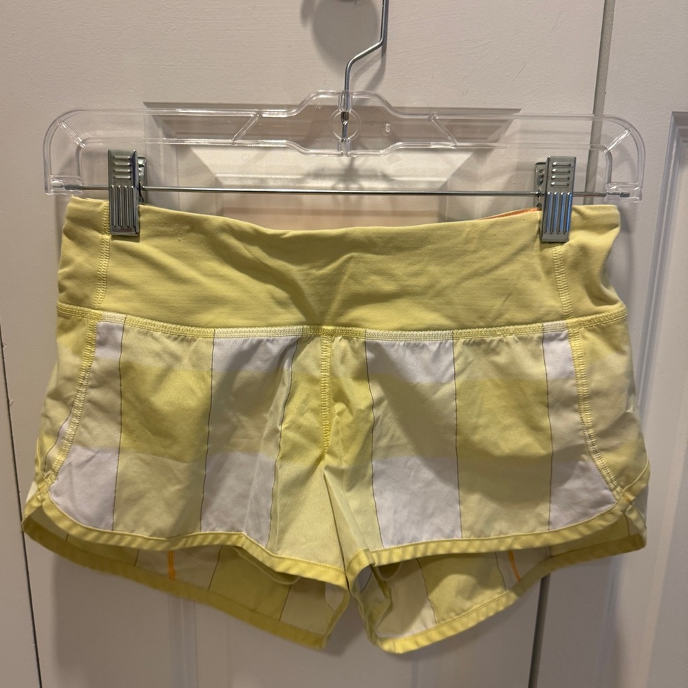 LULULEMON Speed Up Shorts Low Rise SIZE 2 Yellow Plaid Print